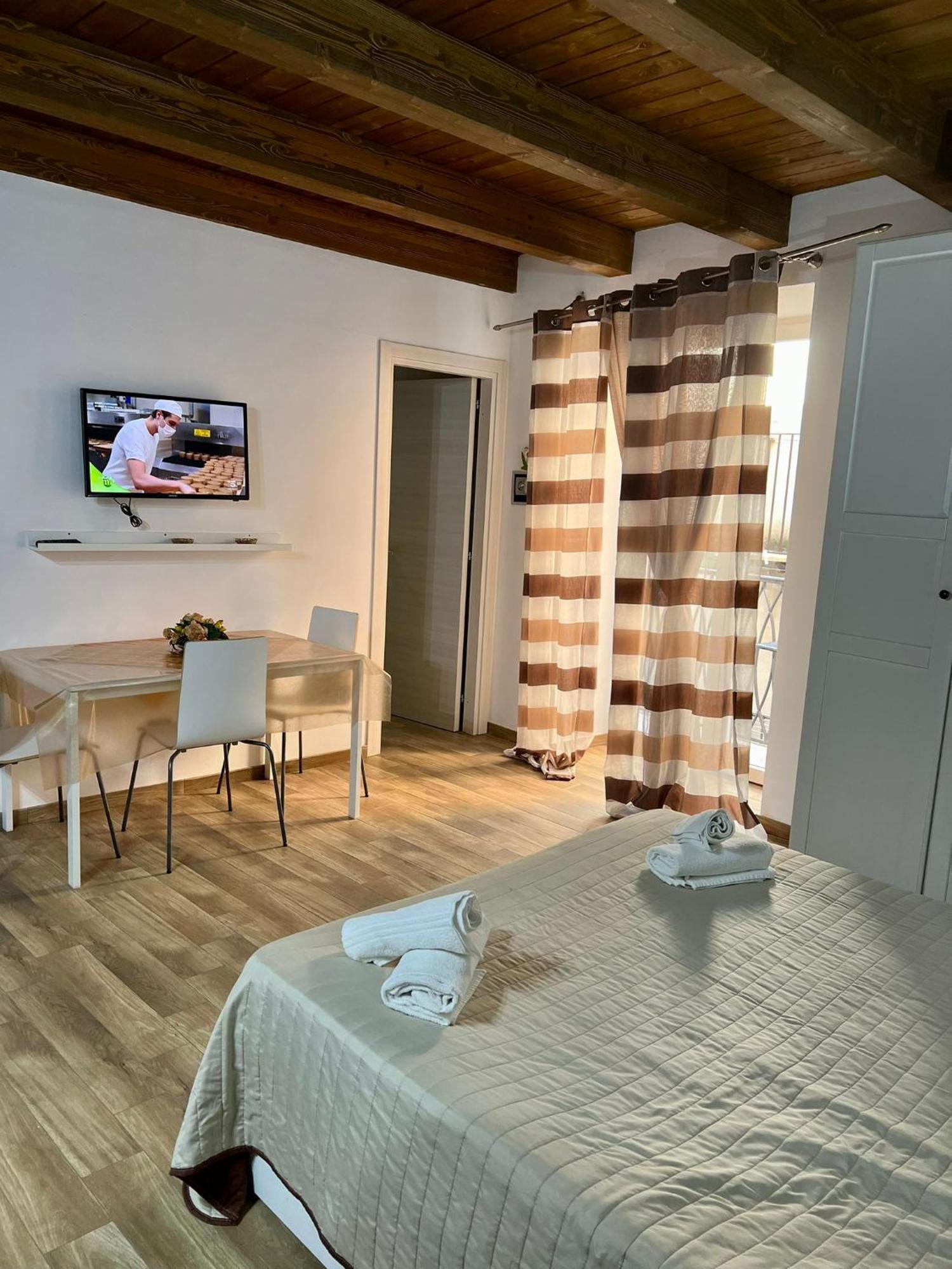 צ'פאלו 67 Rooms מראה חיצוני תמונה